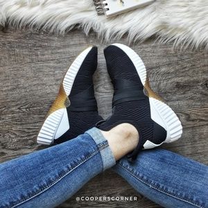 puma defy varsity mid athletic shoe